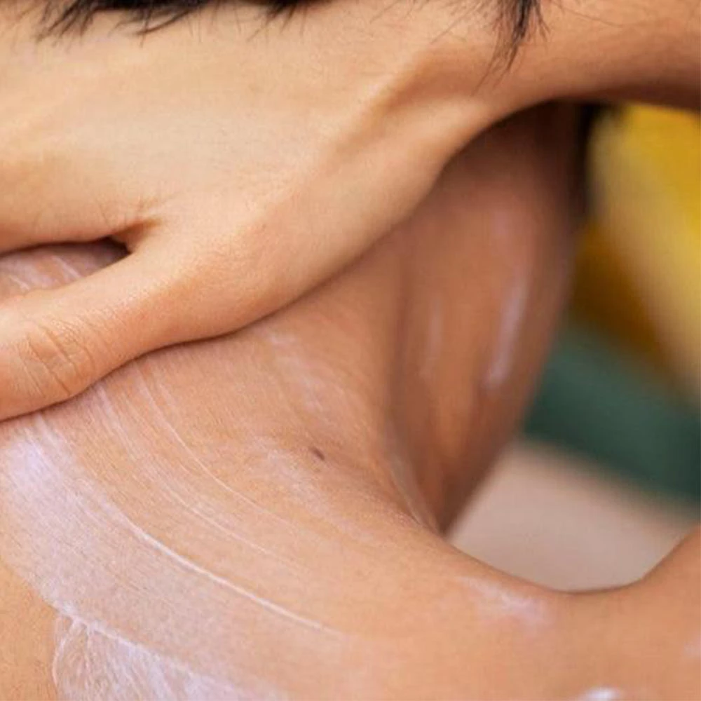 The Body Shop - Máslo na tělo s mandlovým mlékem (50 ml) - Obrázek 3