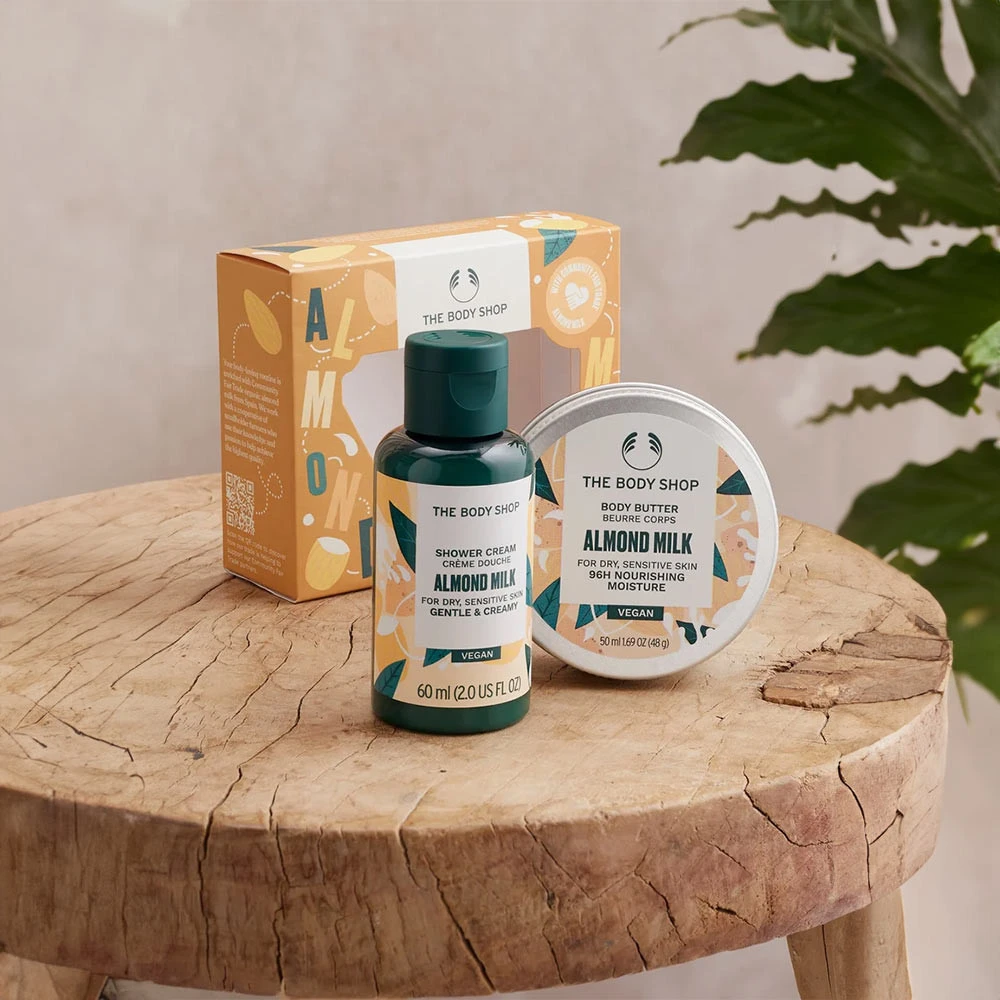 The Body Shop - Krémový sprchový gel s mandlovým mlékem (60 ml) - Obrázek 3